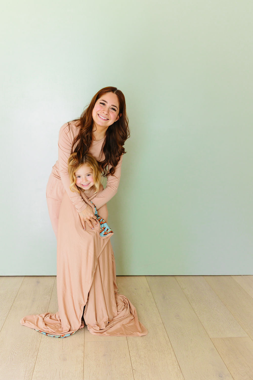 Golden Hour caramel bamboo two-piece set for kids – buttery soft breathable bamboo clothing